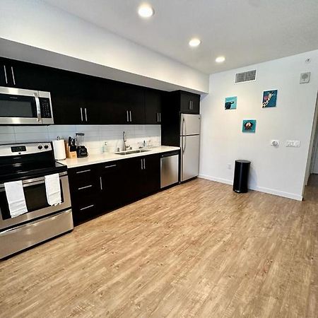 Studios Universal 10 Min Drive Free Parking And Wifi ลอสแอนเจลิส ภายนอก รูปภาพ