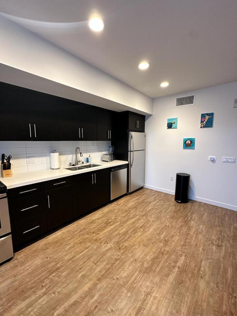 Studios Universal 10 Min Drive Free Parking And Wifi ลอสแอนเจลิส ภายนอก รูปภาพ